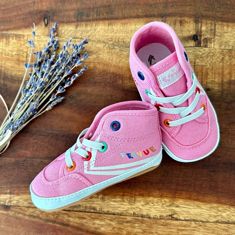 Feiyue Delta Mid Hi Top (Infant/Toddler) Shoes Pink. US 4, UK 3, EUR 19, CM 11.4